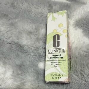 Clinique Beyond Perfecting 2-in-1 Foundation and Concealer